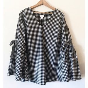 Ava & Viv Bell Sleeve Black and White Plaid Blouse